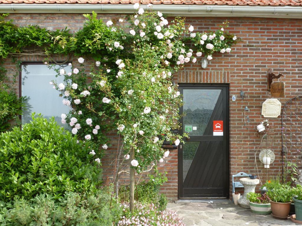 Guesthouse Kolibriehuys Nieuwkerke Eksteriør billede